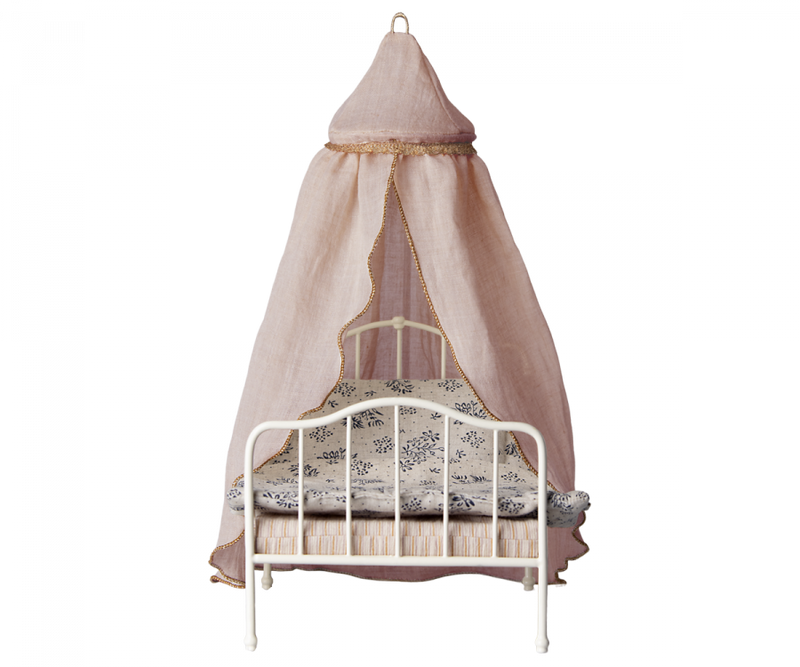 Rose - bed canopy