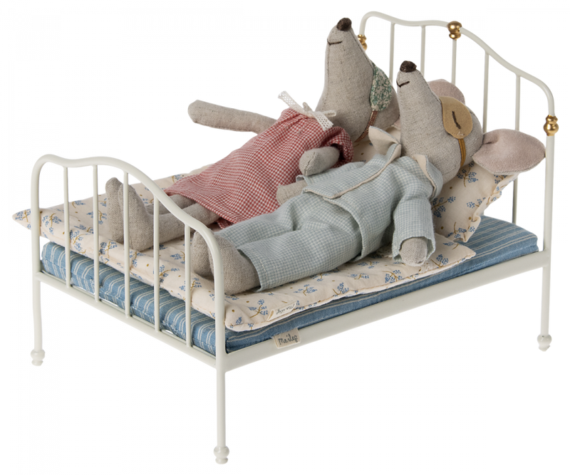 Bed - Off White