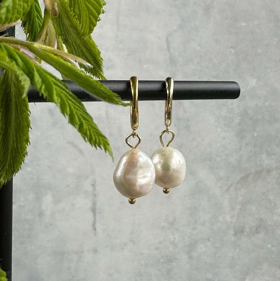 JADE - Drop Earrings - Sterling Silver - Gold Plated - Pearl