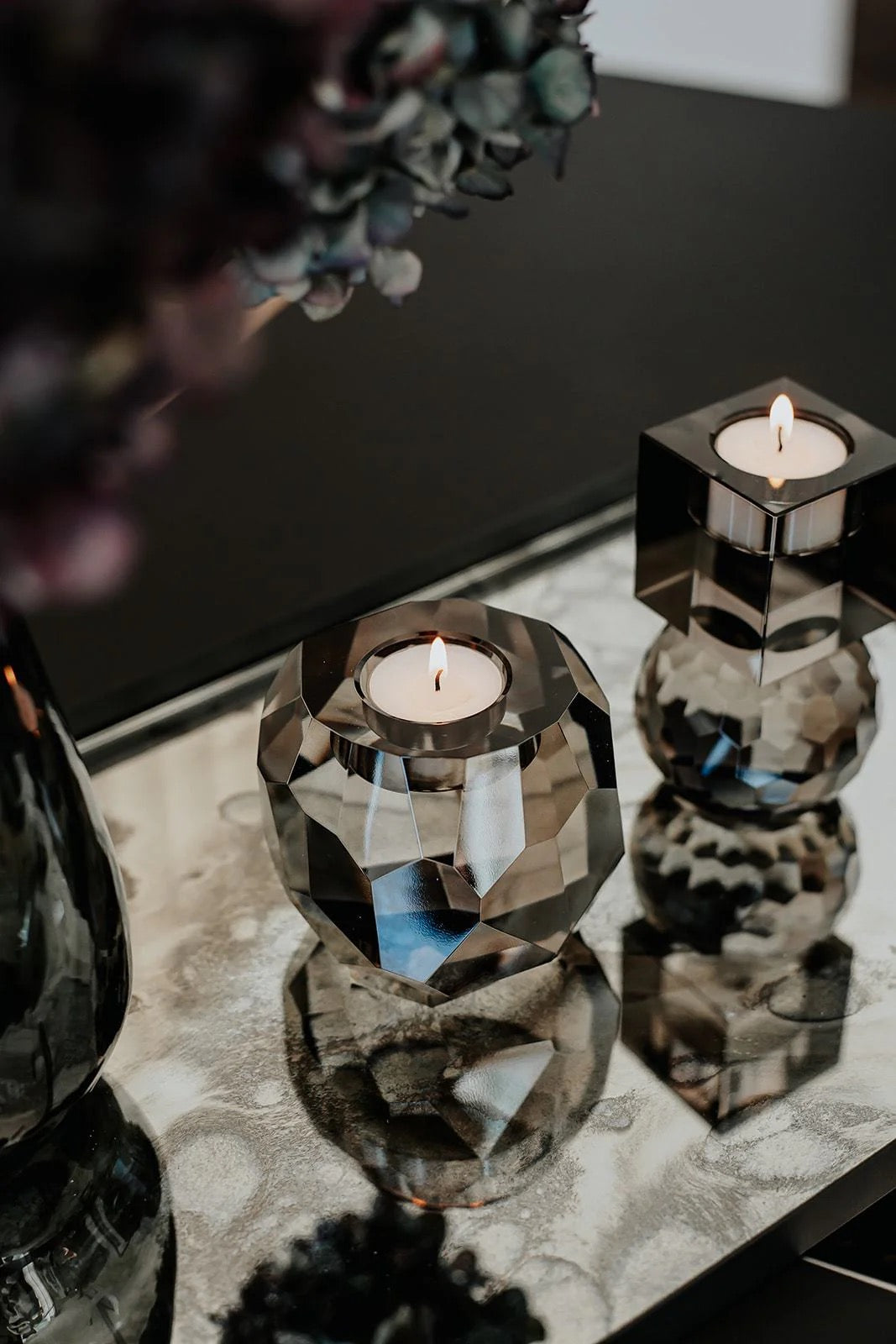 Candle holder STORM - Solid Crystal - Smoke Grey
