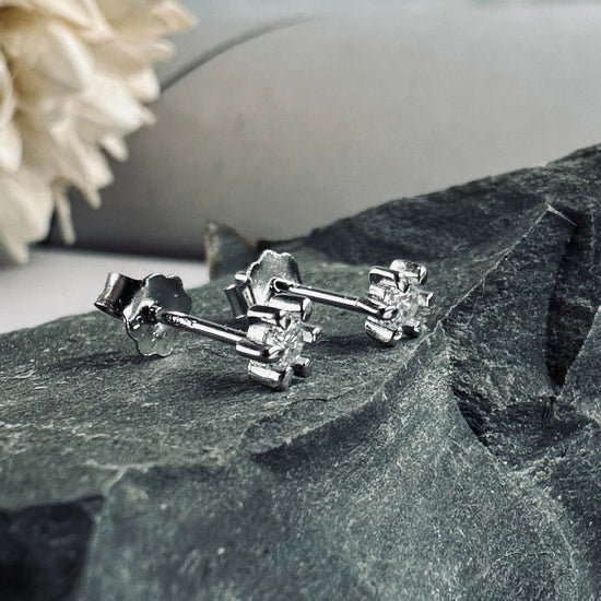 EVE - Stud Earrings - 925Sterling Silver - Rhodium Plated