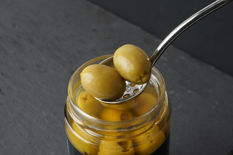 Twist Top Olive Spoon in Organza Bag