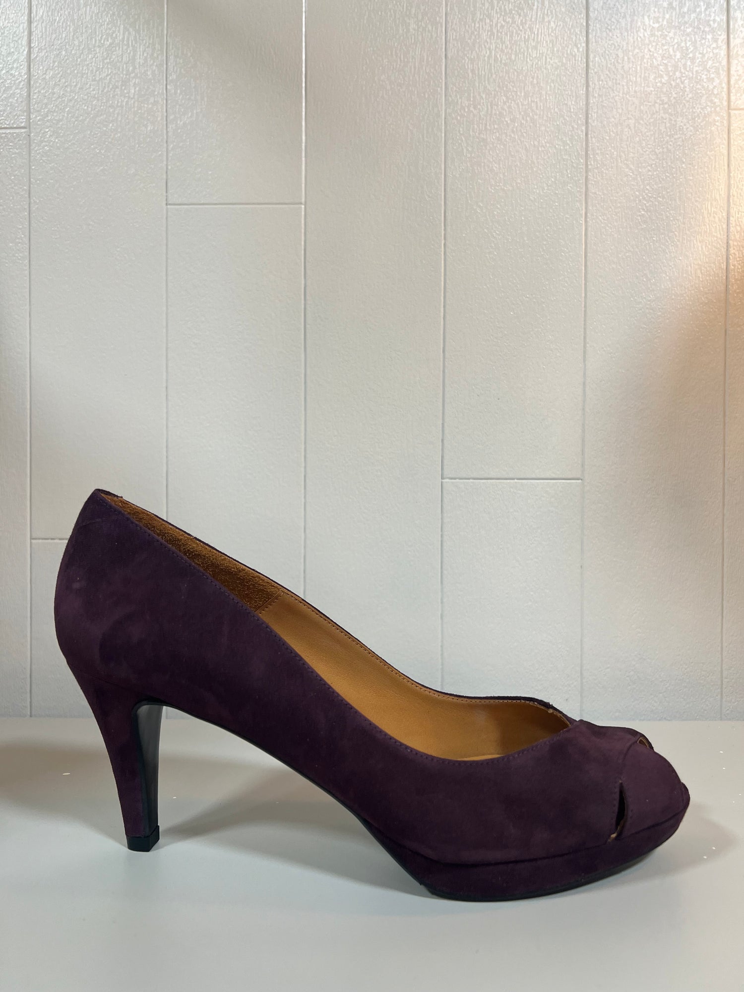 Shoe With Open Toe - Plum Suede
