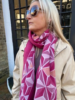 Scarf- Pink Diamond -