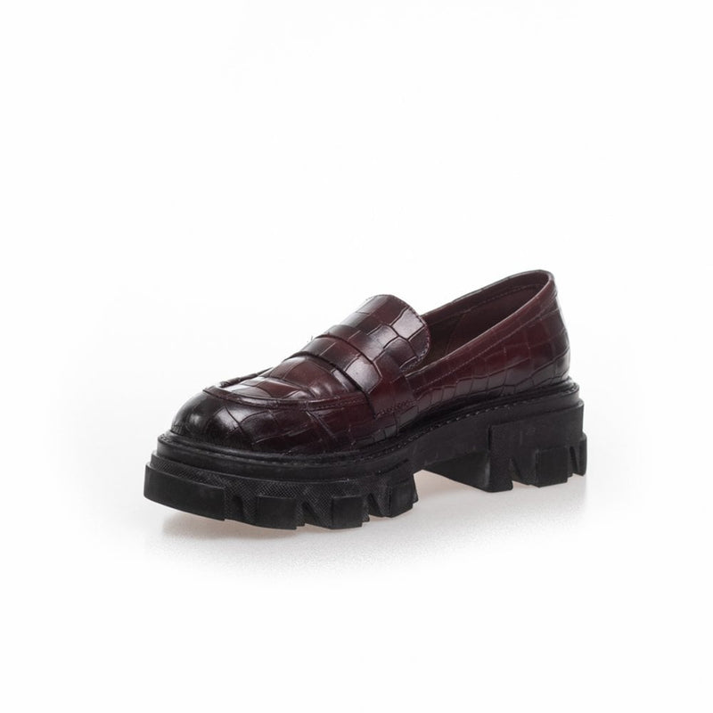 Move On -Burgundy Loafers