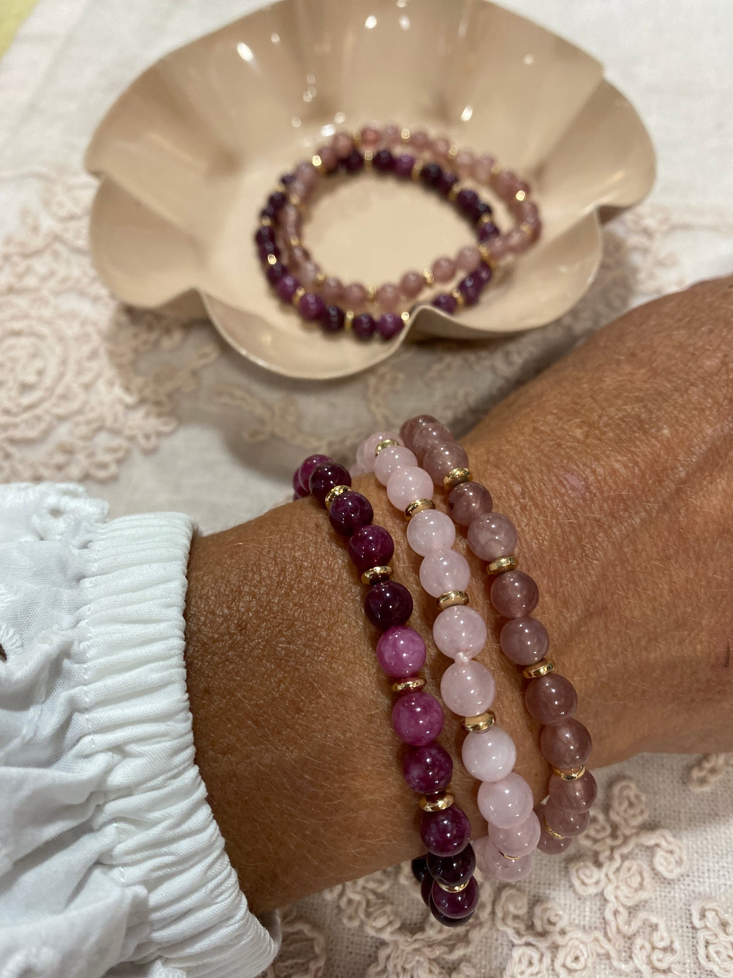 Bracelet - Natural Stones With Golden Spacers - Burgundy Mix