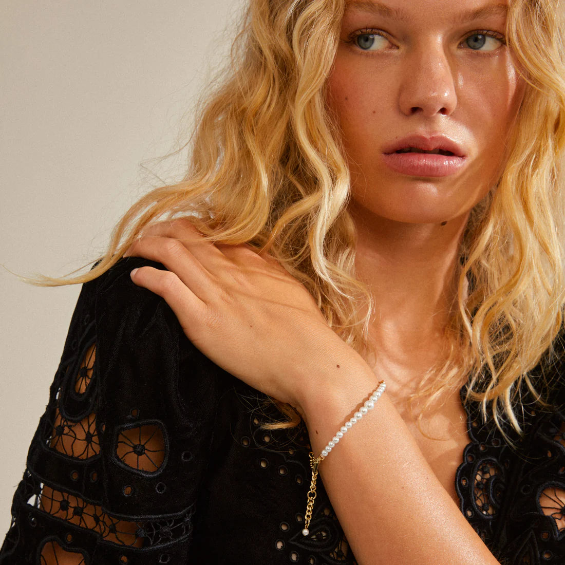 Bracelet - RELANDO- Pearl - Gold Plated