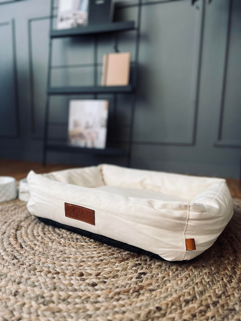 Dog / Cat Bed - Offwhite