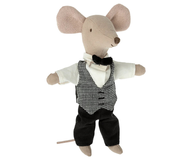 Waiter Mouse - Black & White Clothes