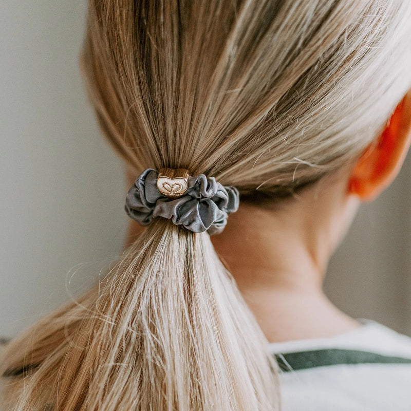 Hair Scrunchie - Silk - HEART GREY/G