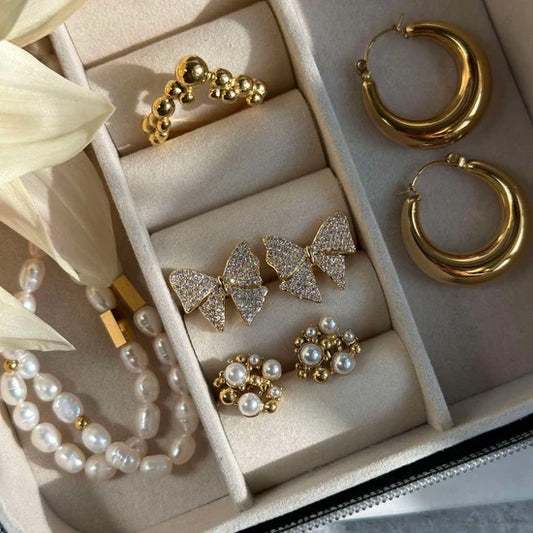 MAISA - Earrings - Gold plated - Pearls