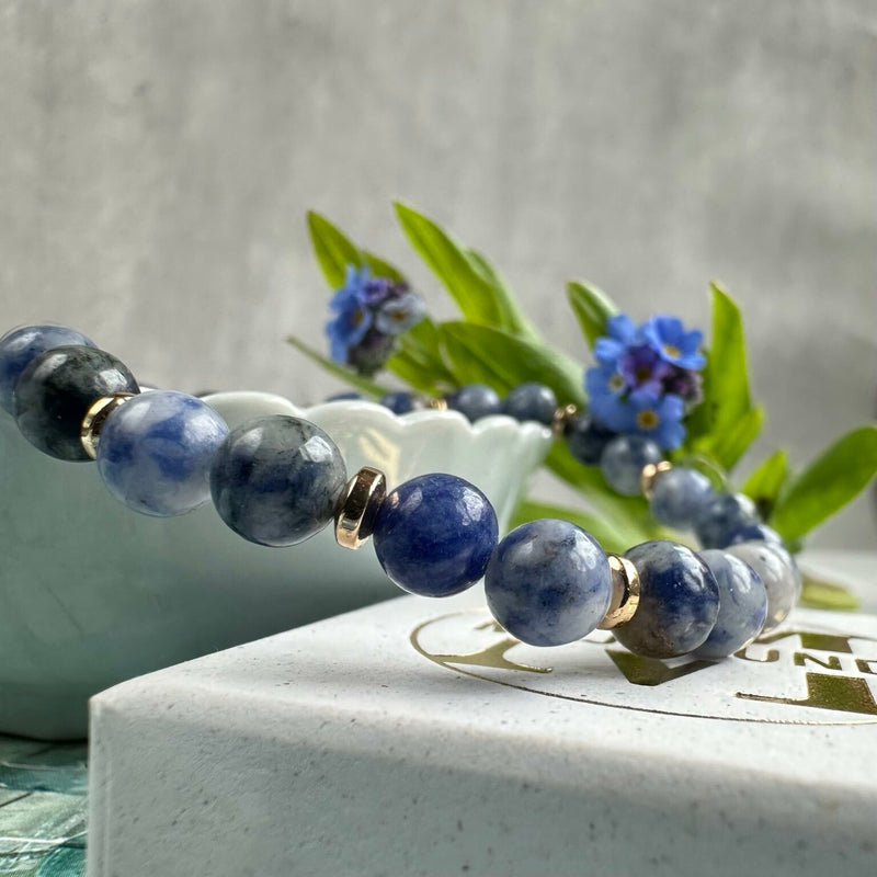 Bracelet - Natural Stones With Golden Spacers - Mottled Blue