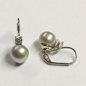 Juleo Jewellery - Light Grey Pearl Earrings