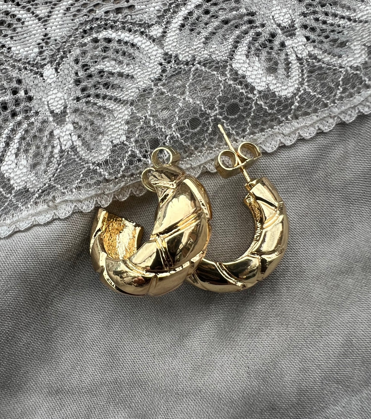 Earrings - VIVIENNE  - Gold Plated
