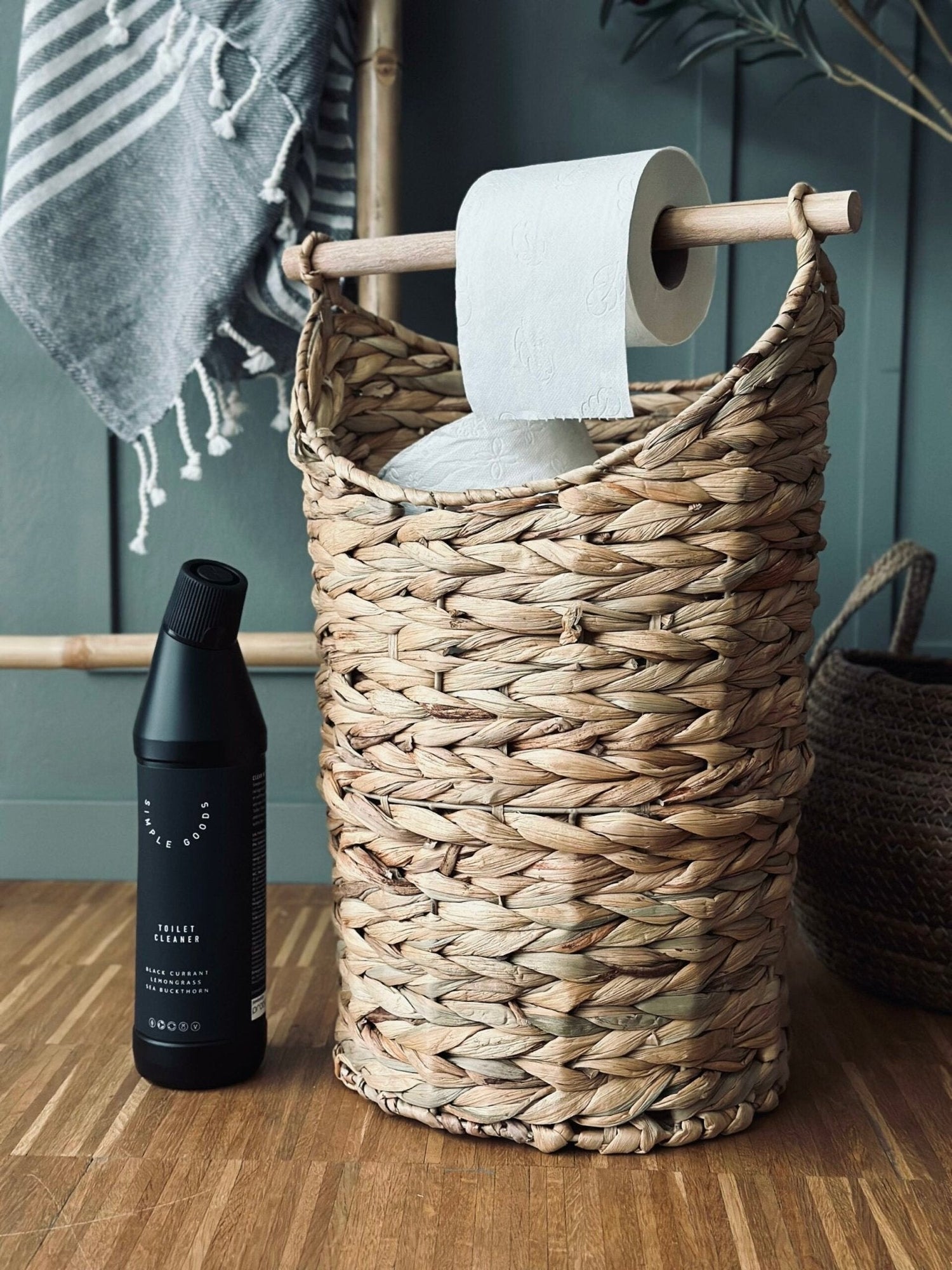 Toiletroll Holder - Water Hyacinth