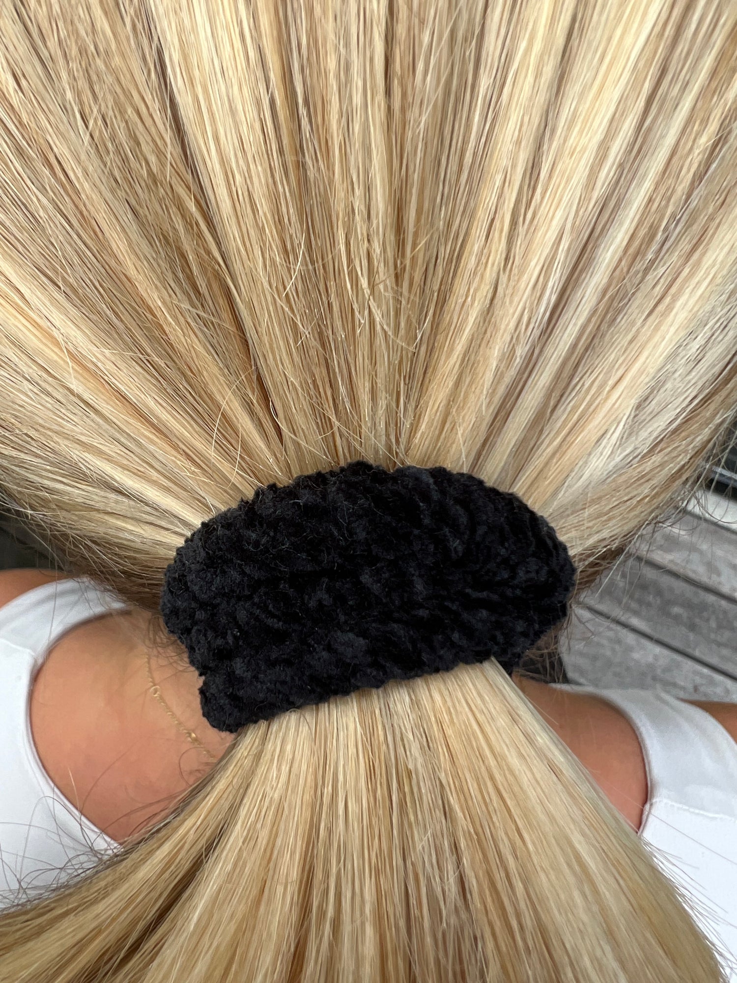 DANISH - Hair Tie - Supreme - Velvet - Black