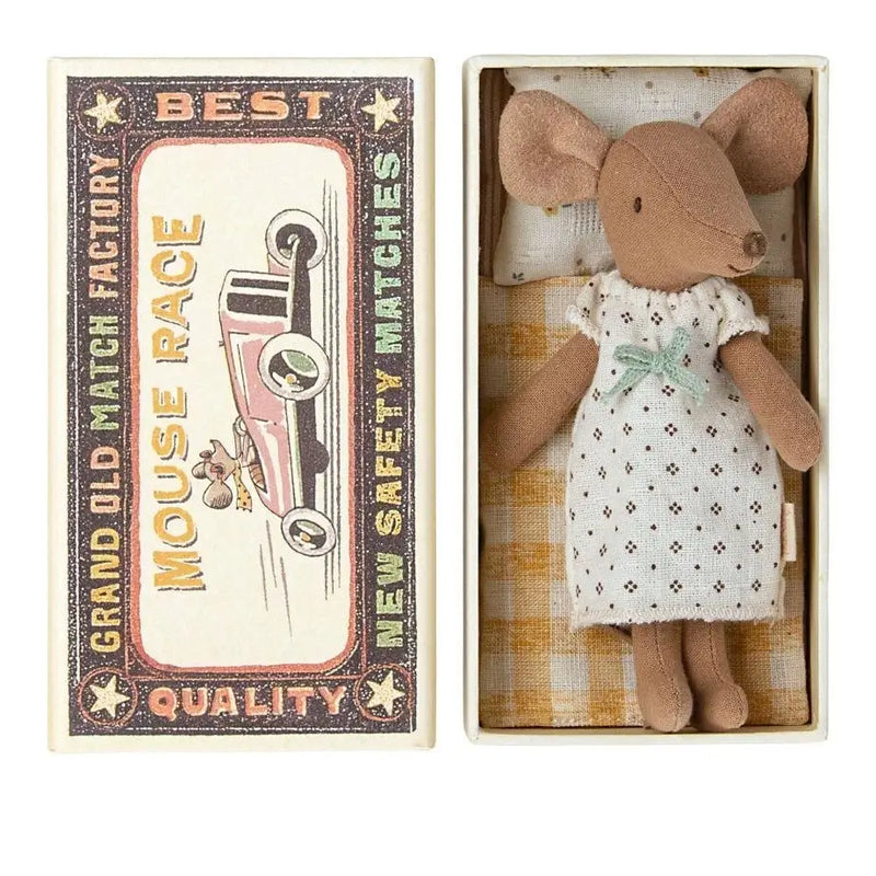 Big sister mouse in matchbox