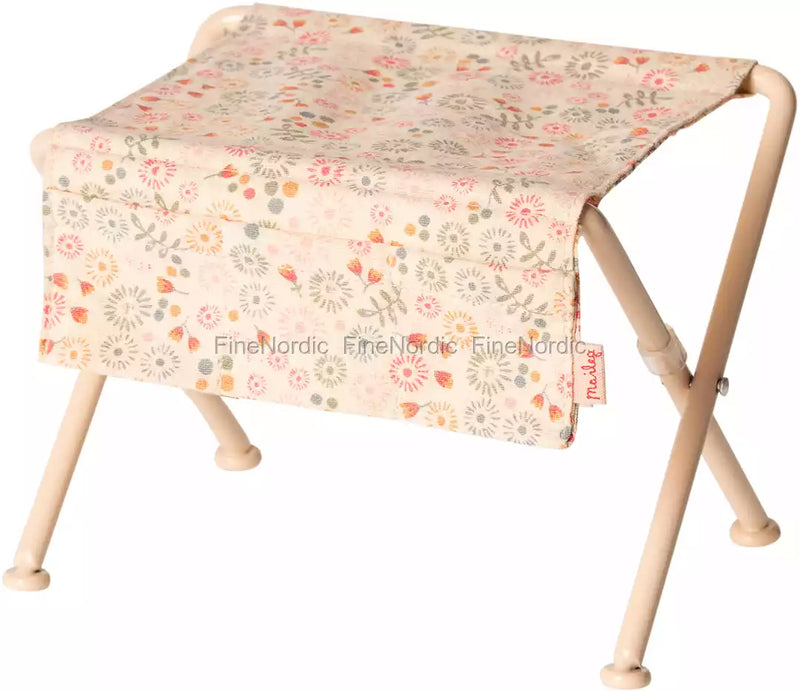 Nursery Table